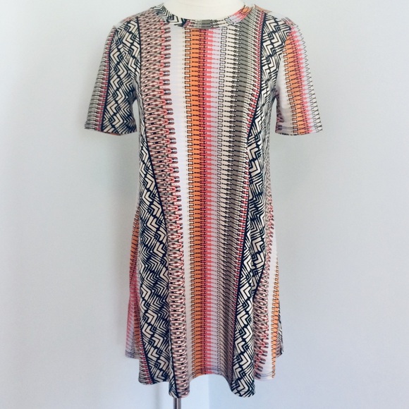 BCBGeneration Short Sleeve Dress - Picture 2 of 6